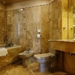 Cuarto de baño Casino-Hôtel des Palmiers Fotos