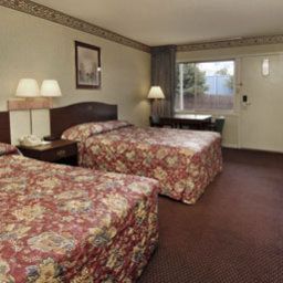 Habitación Travelodge Newport News Fotos