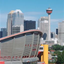  Travelodge Hotel Calgary Macleod Trail