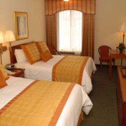 Zimmer Days Hotel At Ellis Square