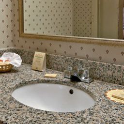 Zimmer Days Inn Asheville/Mall