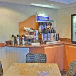 Restaurant Holiday Inn Express TORONTO-AIRPORT AREA/DIXIE RD