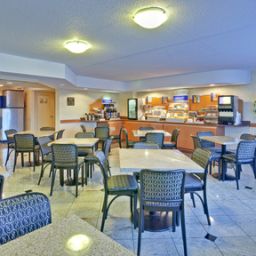 Restaurant Holiday Inn Express TORONTO-AIRPORT AREA/DIXIE RD