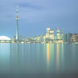  Holiday Inn TORONTO-INT`L AIRPORT