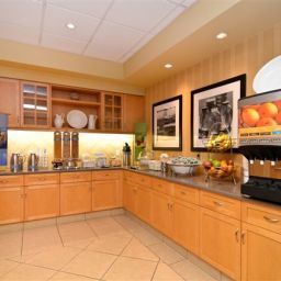 Ristorante Hampton Inn & Suites® Langley-Surrey