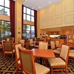 Ristorante Hampton Inn & Suites® Langley-Surrey