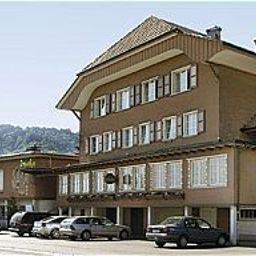 Vista exterior Zur Linde Landgasthof Fotos