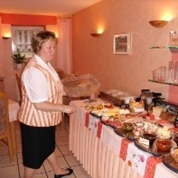 Buffet Garni Kirchner Am Steinberg