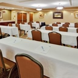 Tagungsraum Holiday Inn Express HARRISBURG EAST