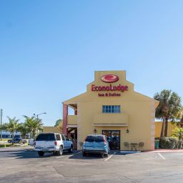 Vue extérieure Econo Lodge  Inn & Suites Maingate Central