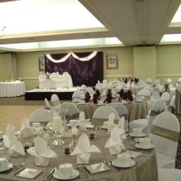 Bankettsaal DoubleTree by Hilton Raleigh - Brownstone - University
