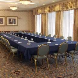 Конференц-зал Hampton Inn  Suites BuffaloDowntown