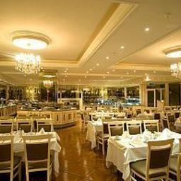 Sala de desayuno en el restaurante Elite World Prestige