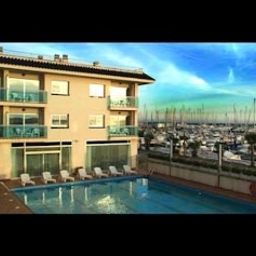 Basen Port Sitges Resort