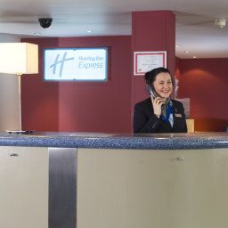 Hall Holiday Inn Express BATH