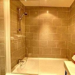 Camera da bagno Edmond Rostand Logis