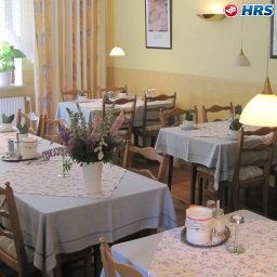 Breakfast room within restaurant Elfi Pension Fotos