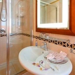Bathroom Bolivar