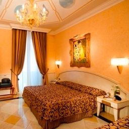 Room Bolivar