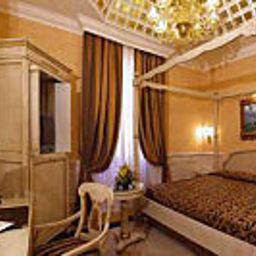 Room Bolivar