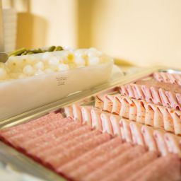 Buffet AllYouNeed Hotel Salzburg