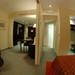 Chambre pour voyageurs d'affaires Austria Trend Hotel Ljubljana