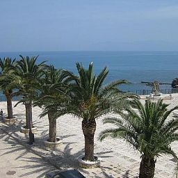Exterior view Al Madarig