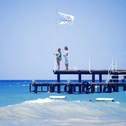  Maritim Pine Beach Resort