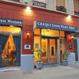 Vue extérieure Best Western Crequi Lyon Part Dieu