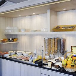 Salle du petit-déjeuner située dans le restaurant Novotel Narbonne Sud