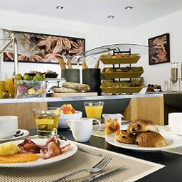Sala colazione nel ristorante Novotel Dijon Sud