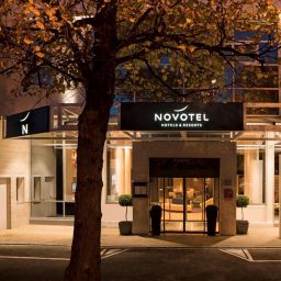 Novotel Château de Versailles Шесней, Лё