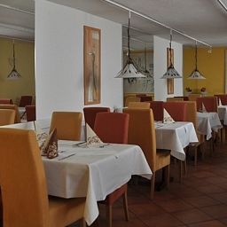 Breakfast room within restaurant Bodenseehotel Dreikönig