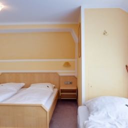  Bodenseehotel Dreikönig