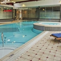 Бассейн Crowne Plaza LONDON - GATWICK AIRPORT