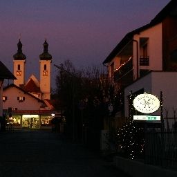  Zum Reschen