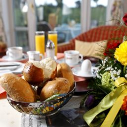 Zimmer mit Balkon Schloss Hotel Holzrichter
