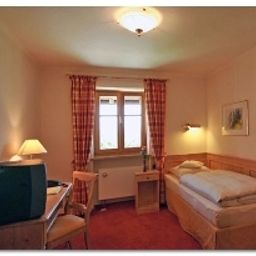  Auf der Gsteig Landhaus Fotos