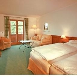  Auf der Gsteig Landhaus Fotos