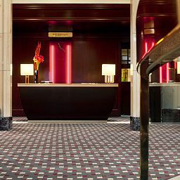 Холл Le Meridien
