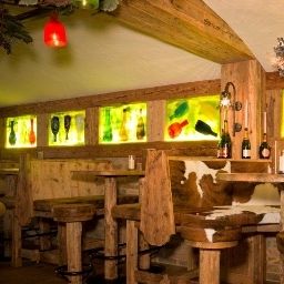 Bar Ortner´s Lindenhof eig. Thermalquelle