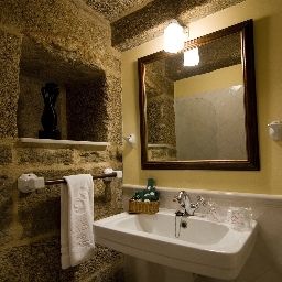Salle de bains Virxe da Cerca Fotos