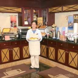 Restaurant Hampton Inn  Suites by Hilton Toronto Airport