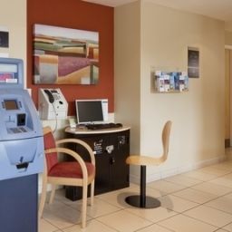  Holiday Inn Express CHESTER - RACECOURSE