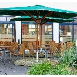 Jardin Holiday Inn Express BERLIN CITY CENTRE