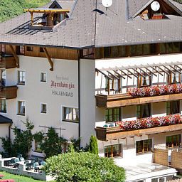 Exterior view Alpenkönigin Hotel Beauty Lounge