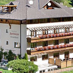 Exterior view Alpenkönigin Hotel Beauty Lounge