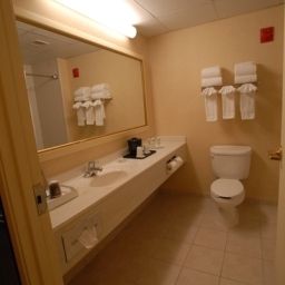  NJ  Newark Airport Country Inn & Suites By Carlson