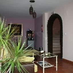 Halle Luis de Gongora Hospederia