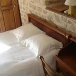 Chambre La Bastie d'Urfé